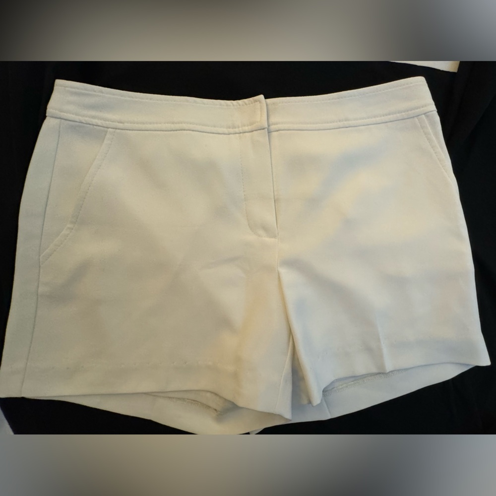 Trina Turk Women's White  Shorts. NWOT